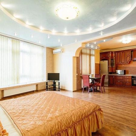 Vip Апартаменти З Видом На Озеро Kiev Luaran gambar