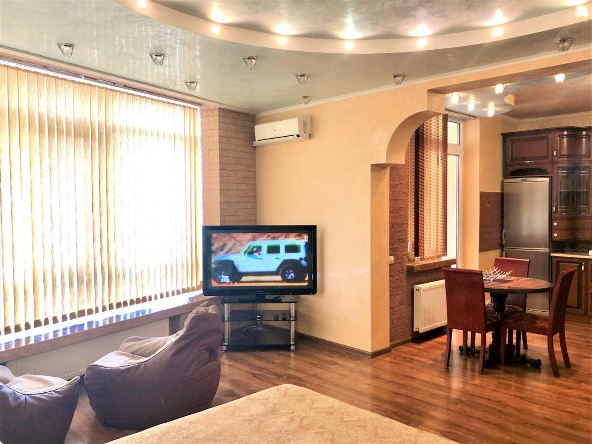 Vip Апартаменти З Видом На Озеро Kiev Luaran gambar