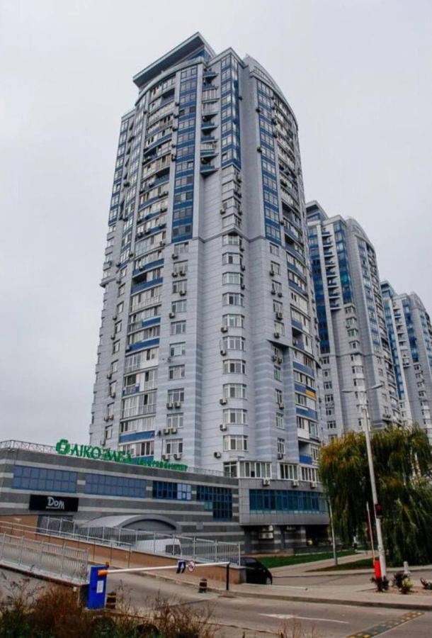 Vip Апартаменти З Видом На Озеро Kiev Luaran gambar